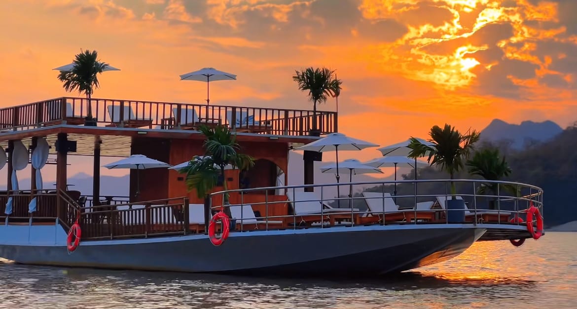 🌅Why the A ONE Sunset Cruise Is the Most Romantic Experience in Luang Prabang