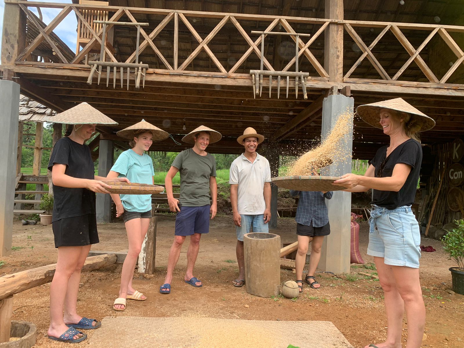 Khmu Traditional separating the rice husk 