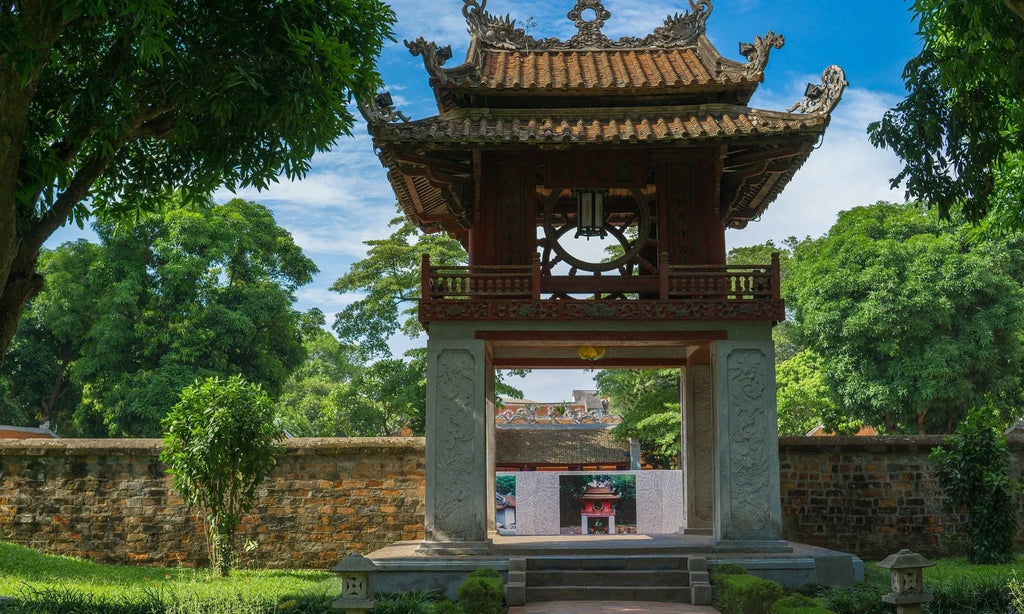 10-Day Vietnam to Laos Mountain Discovery